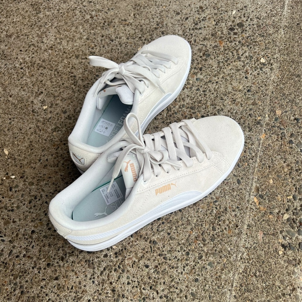 Puma Suede Classic XXI Women’s Sneakers Size 8
